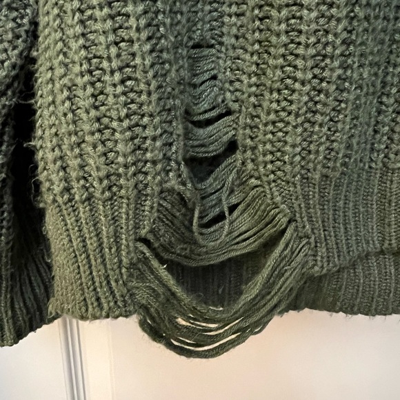 Distressed Sweater - Picture 3 of 6